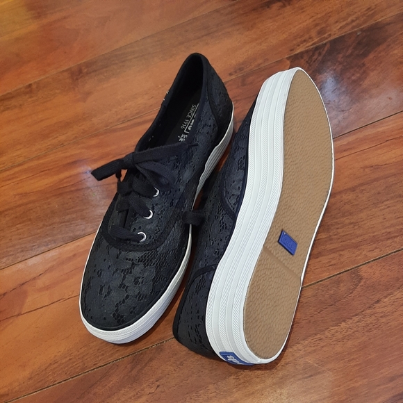 Keds lace Platform Shoes - Picture 1 of 1